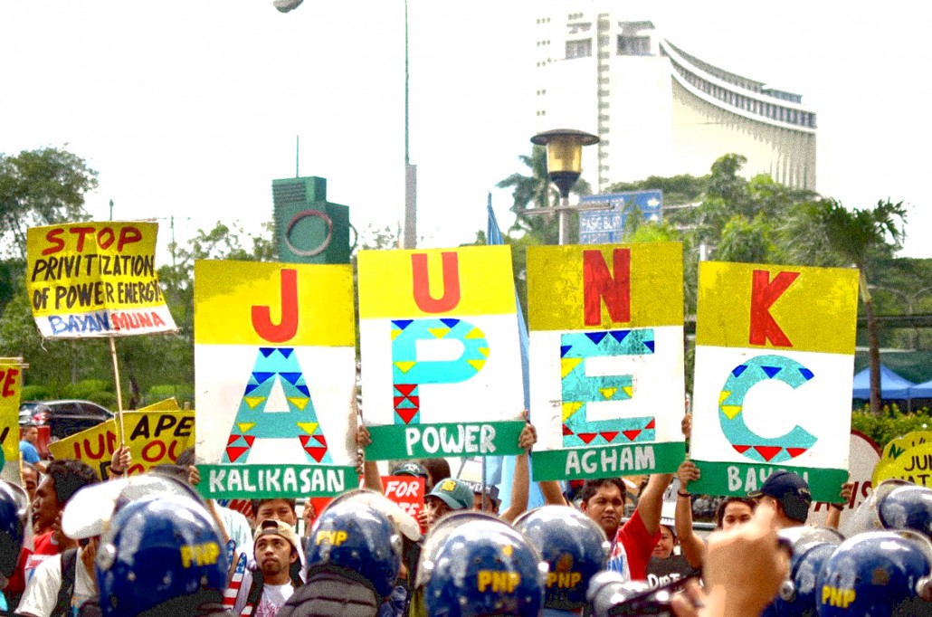 ITANONG MO KAY PROF: Podcast on APEC 2015 (Part 3/3)